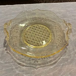 VTG Yellow Glass Tray 💛
